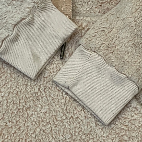 Women’s size small light pink / beige Denver Hayes Plush Hooded Sweatshirt Dress - Picture 12 of 16